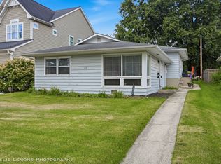 635 S Main St #1, Naperville, IL 60540