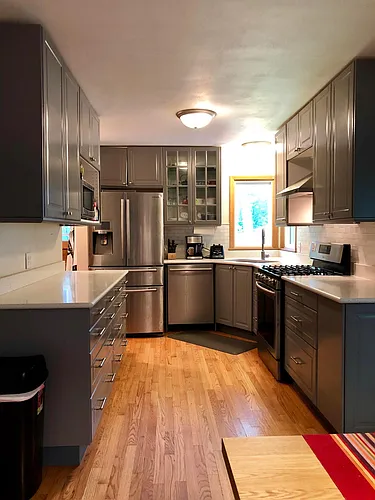 3240 Scott Ave N Photo 1