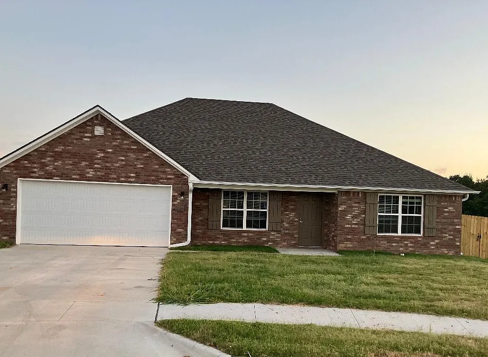 2105 Brown Bear Ln