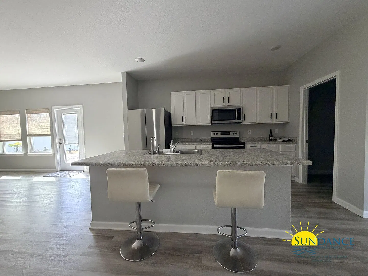 Beautiful 3-Bedroom Home in Freeport! — Photo 3