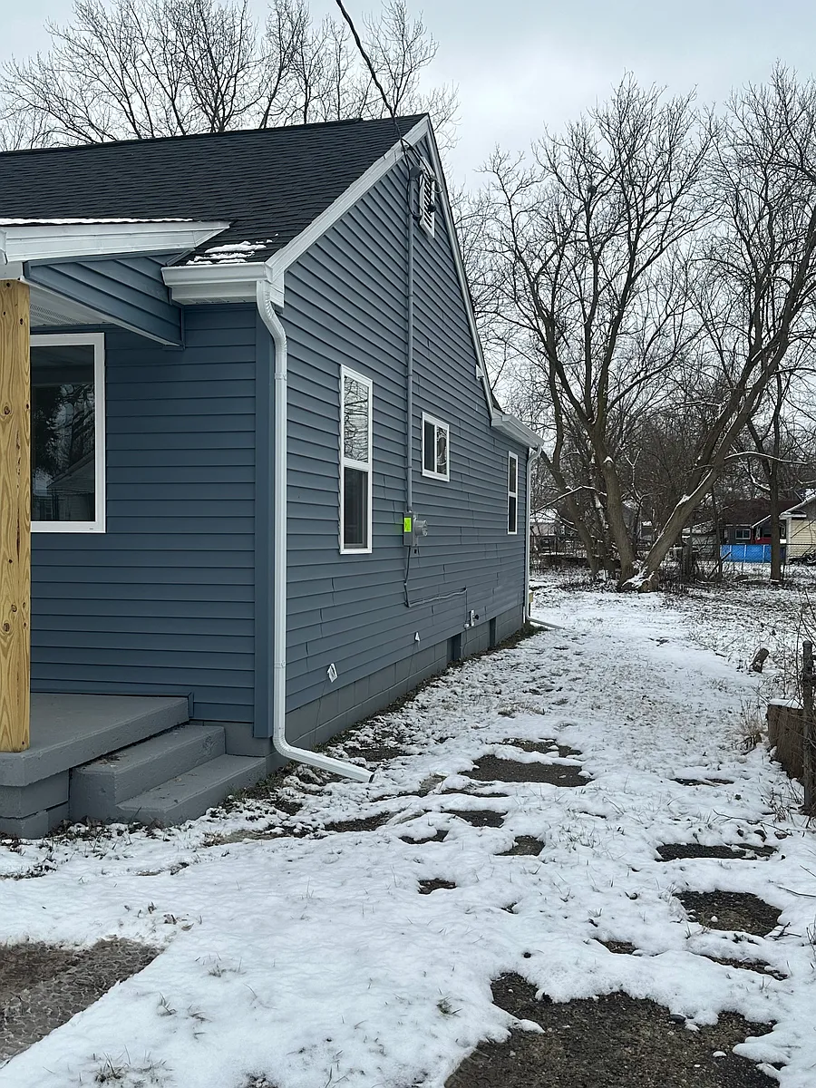 Building Photo - 1109 W Juliah Ave