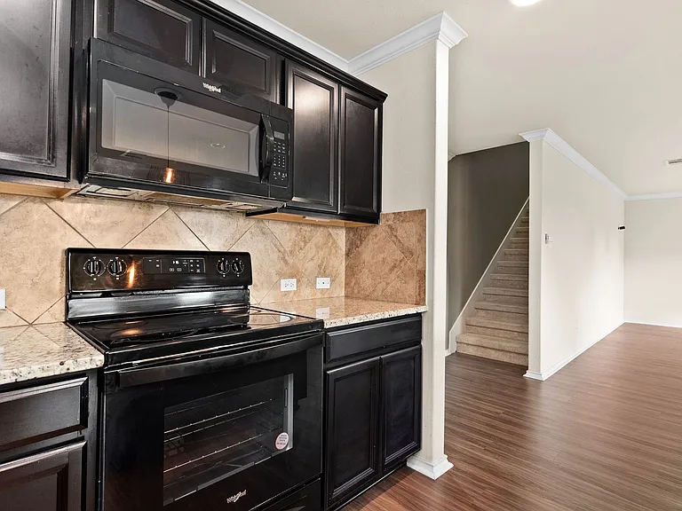 9311 Sandyford Ct — Photo 4