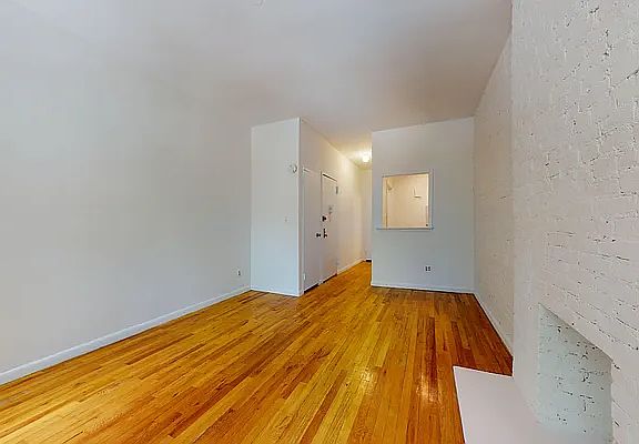2nd image of 348 E 87th St APT 1C
