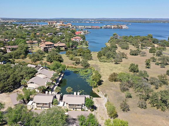 2nd image of 104 Horseshoe Bay Blvd #22