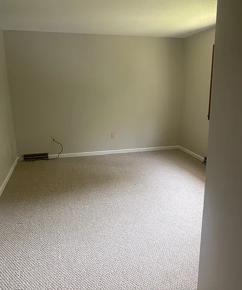 48-50 Munsing Ave #48 — Photo 4