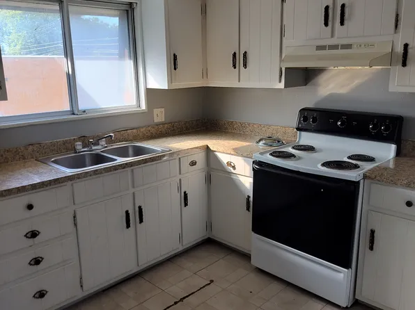 1724 S Custer Rd APT 2, Monroe, MI 48161