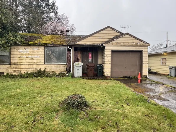 8514 SE Cornwell Ave, Happy Valley, OR 97086