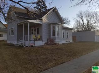 217 Prospect St, Alta, IA 51002
