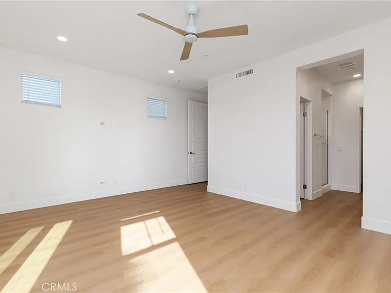163 Stage — Photo 18