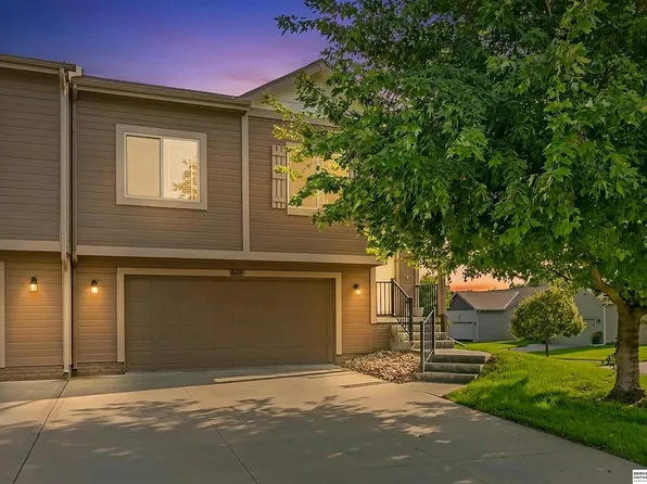 16419 Browne St, Omaha, NE 68116