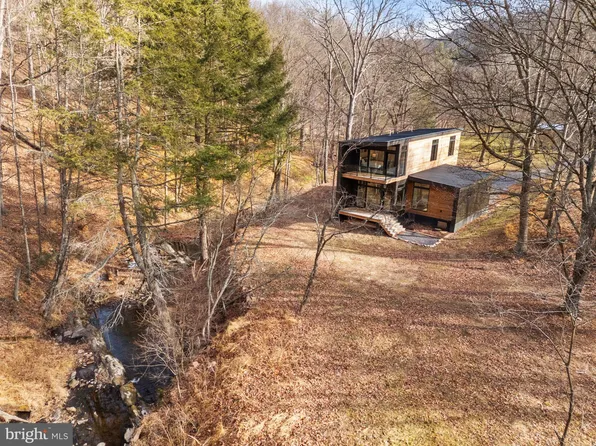 1956 Dove Hollow Rd, Mathias, WV 26812