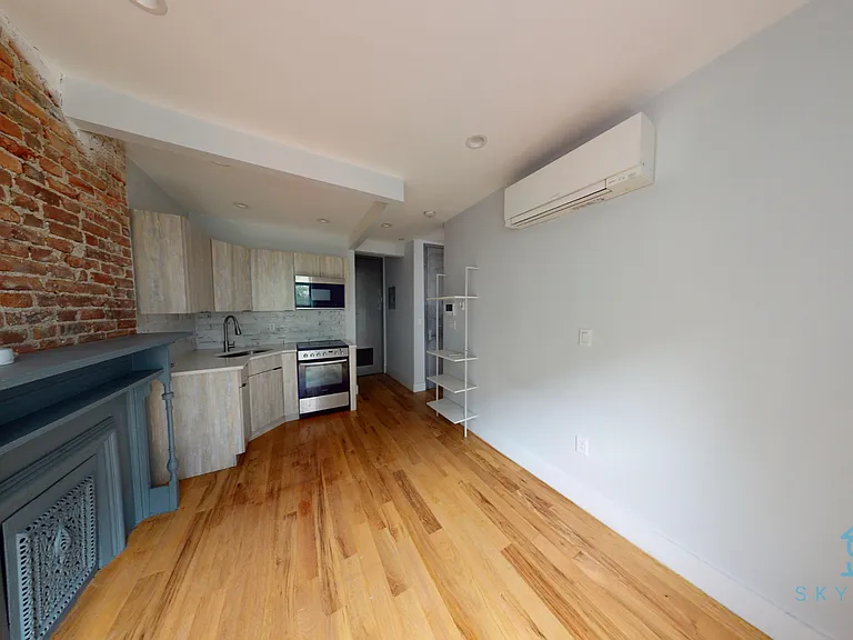 1167 Dean St #2F — Photo 3