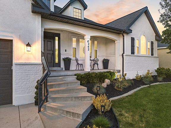 3rd image of 6242 W Apollo Way