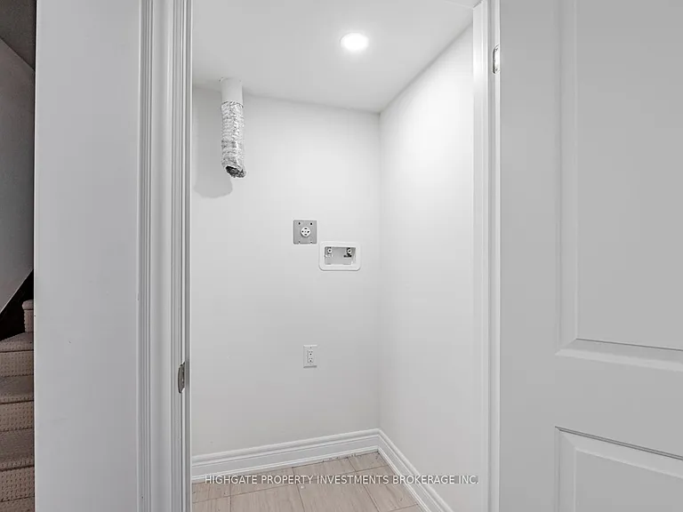 1055 Purus Path #BASEMENT — Photo 25