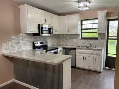 2800 S Englewood Ter, Independence, MO, 64052