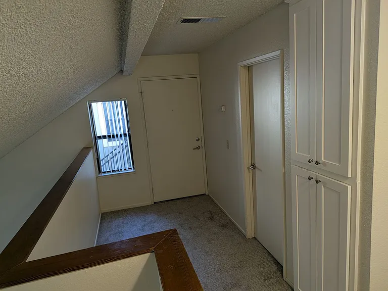 Eastlake Apartments — Photo 79