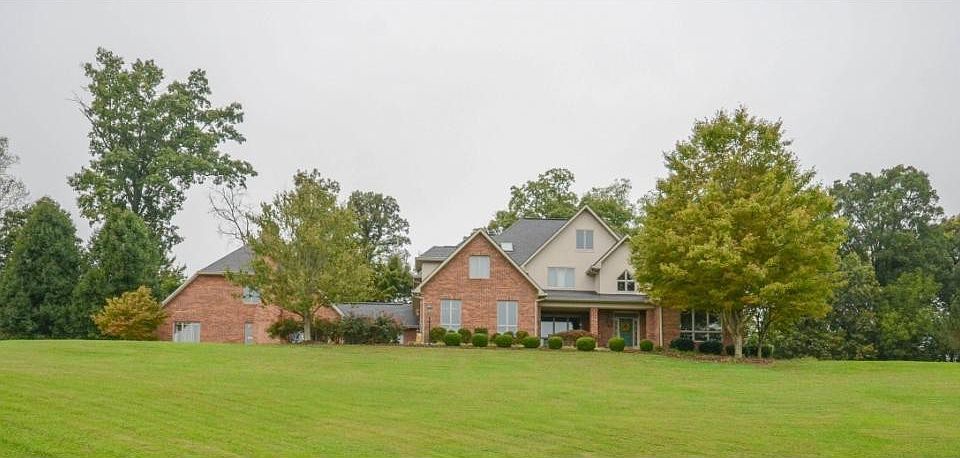1st image of 142 Hays Farm Ct