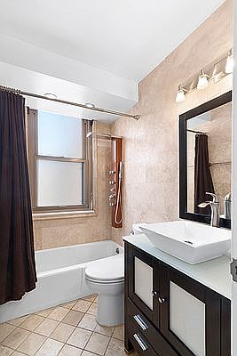 5th image of 2025 Broadway APT 19K