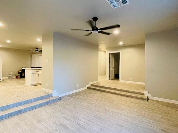 5th image of 1704 E PICKRELL Drive