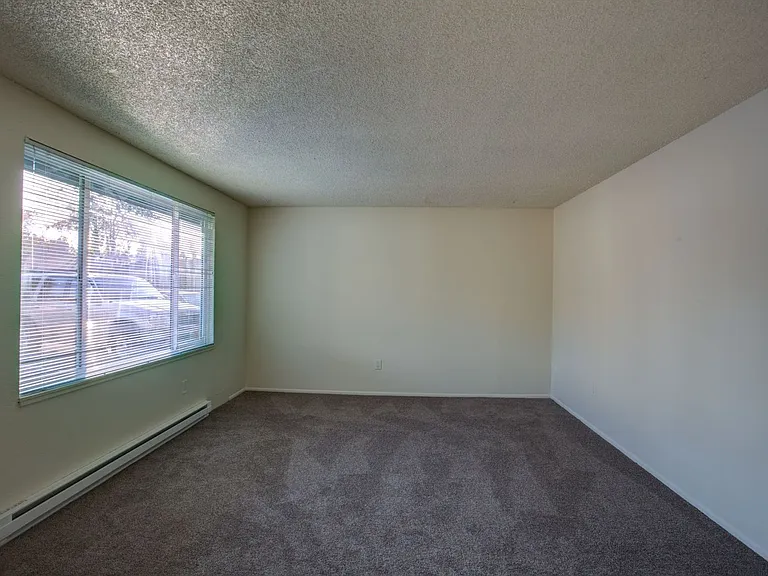 17940-17966 SE Addie St — Photo 30