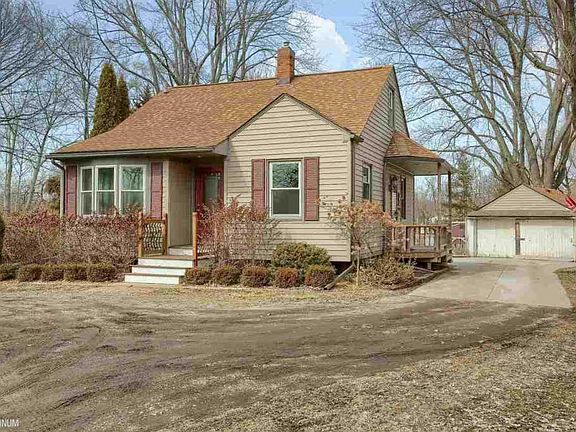 2nd image of 36359 Moravian Dr
