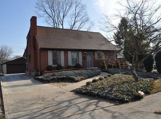 3231 Ellis Way, Louisville, KY 40220