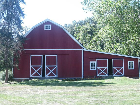 Barn