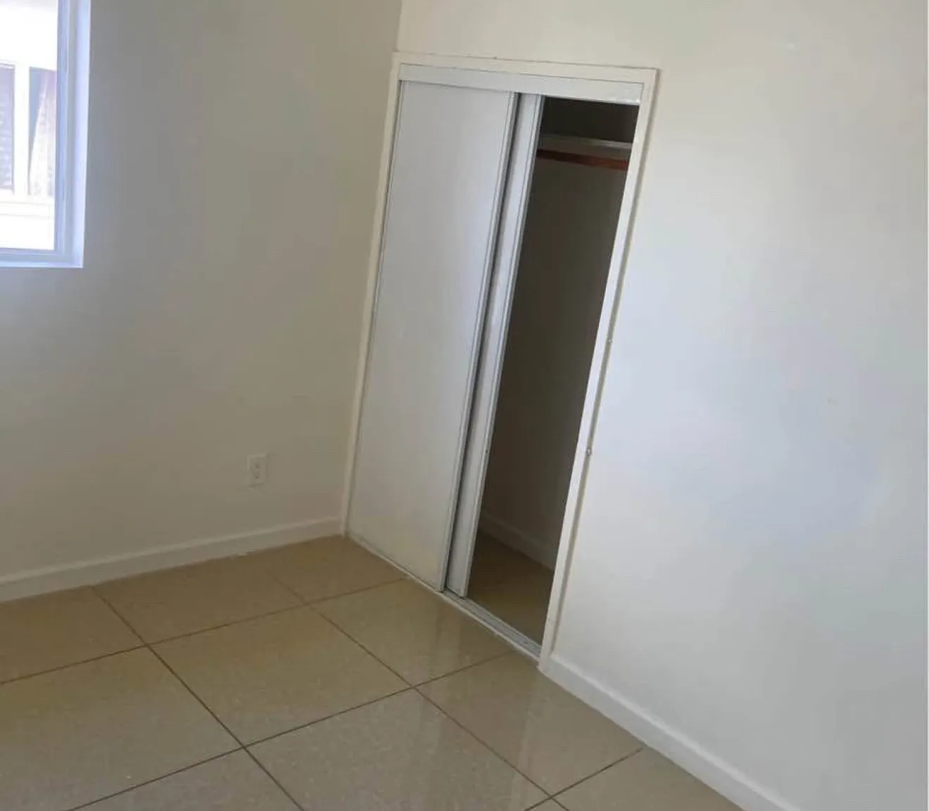 2 bed, 600 sqft, $2,150 — Photo 4