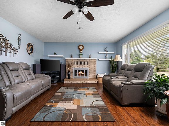 5th image of 7184 S West Bay Shore Dr