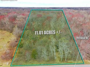 16772 Basswood Rd, Three Oaks, MI 49128