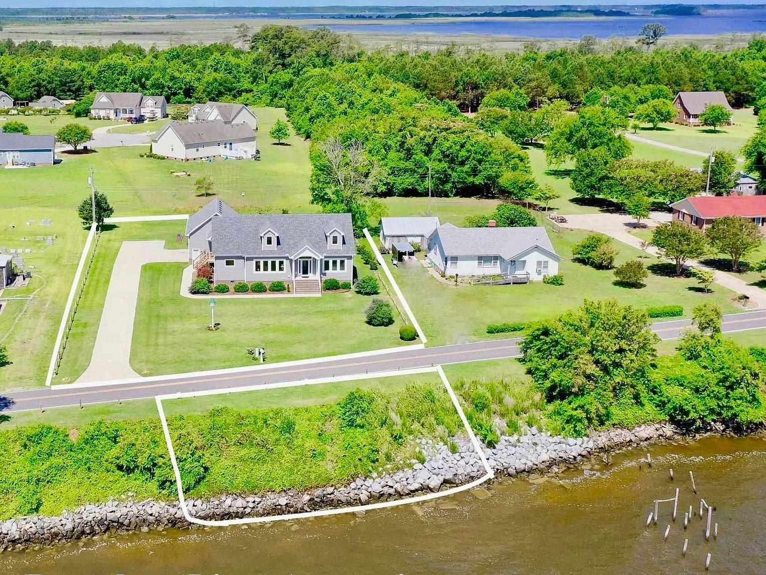 1055 Waterlily Rd, Coinjock, NC 27923 Zillow