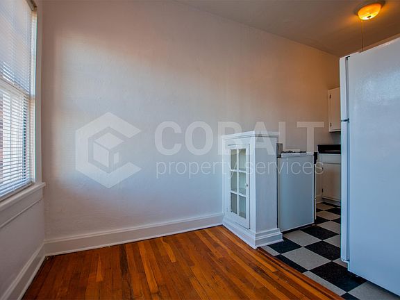 4th image of 674 Somerset Ter NE #10566804