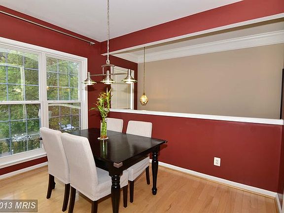 4th image of 4109 Oak Village Lndg