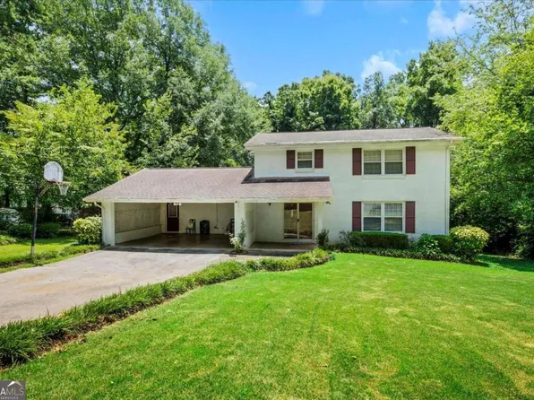 4389 Hambrick Way, Stone Mountain, GA 30083