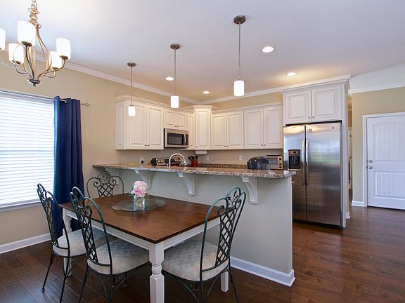 5th image of 9121 Ballew Ln