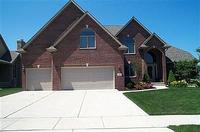 1st image of 185 Indigo Dr