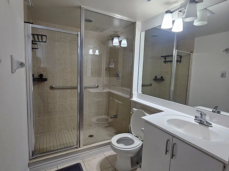 70 Town Centre Ct #711 — Photo 22