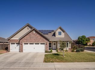 2989 Duncan Ave, Clovis, CA 93611