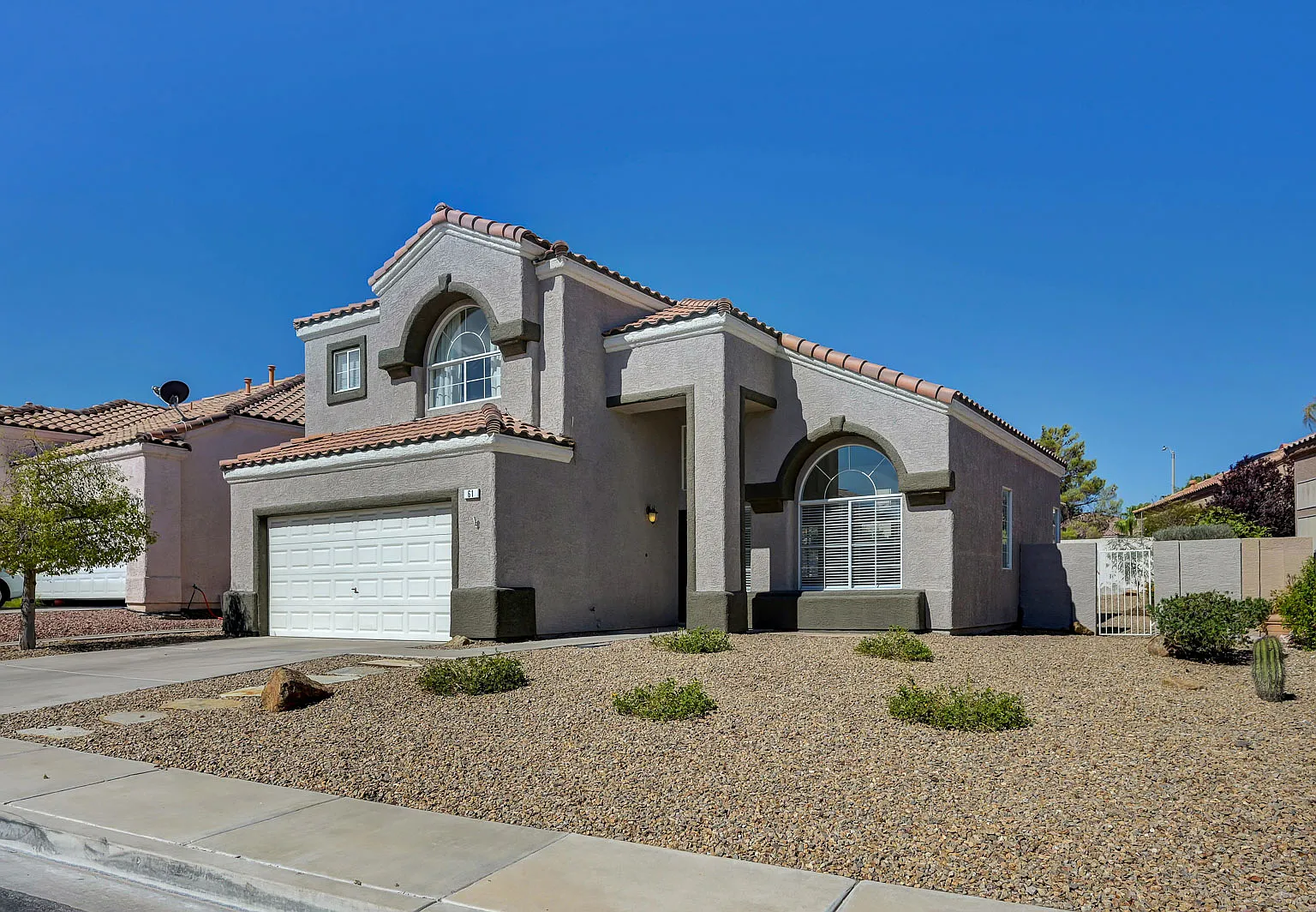 3 bed, 2.5 bath, 1706 sqft, $2,250 — Photo 1