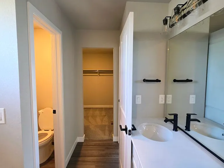 10429 Luneth Dr — Photo 17