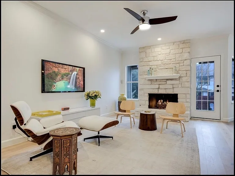 13405 Tamayo Dr — Photo 2