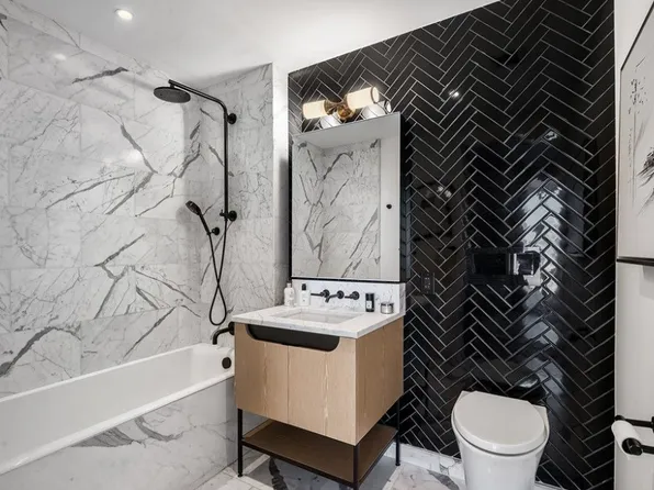 626 1st Avenue image 6 of 39