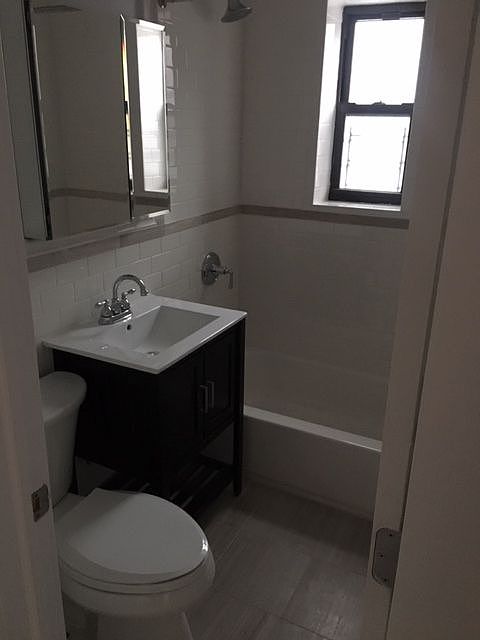 2nd image of 211 Brighton 15th St APT 4F