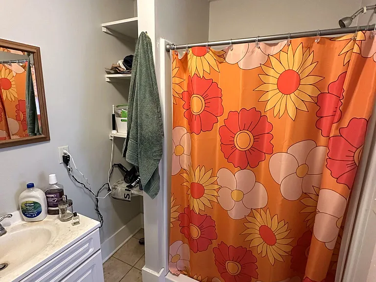708 Holly Ave #4 — Photo 9