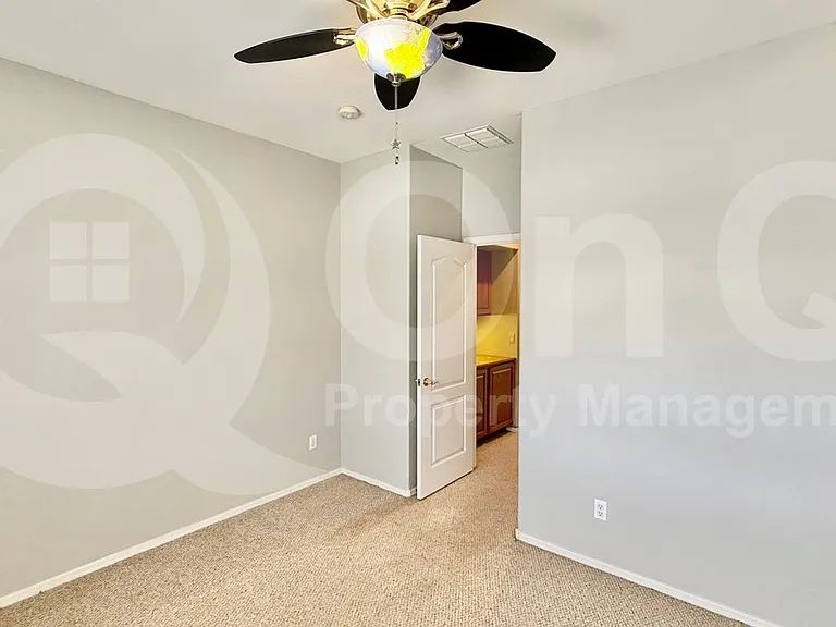 2747 W Silver Fox Way — Photo 29