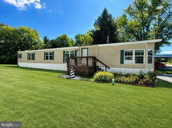 4 Benjamin Park Dr, Pt Deposit, MD 21904