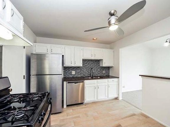 5th image of 205 Glasgow Ln Unit V2