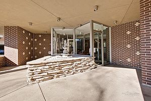 2nd image of 1111 Church St APT 407