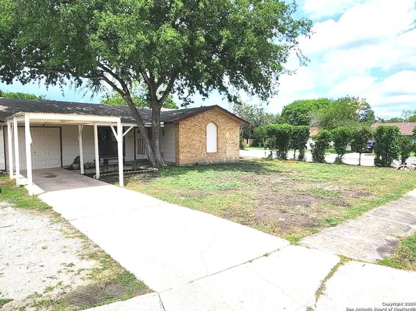 4802 Castle Brg, San Antonio, TX 78218