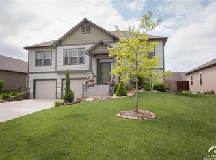 4119 Doolittle Dr, Lawrence, KS 66049